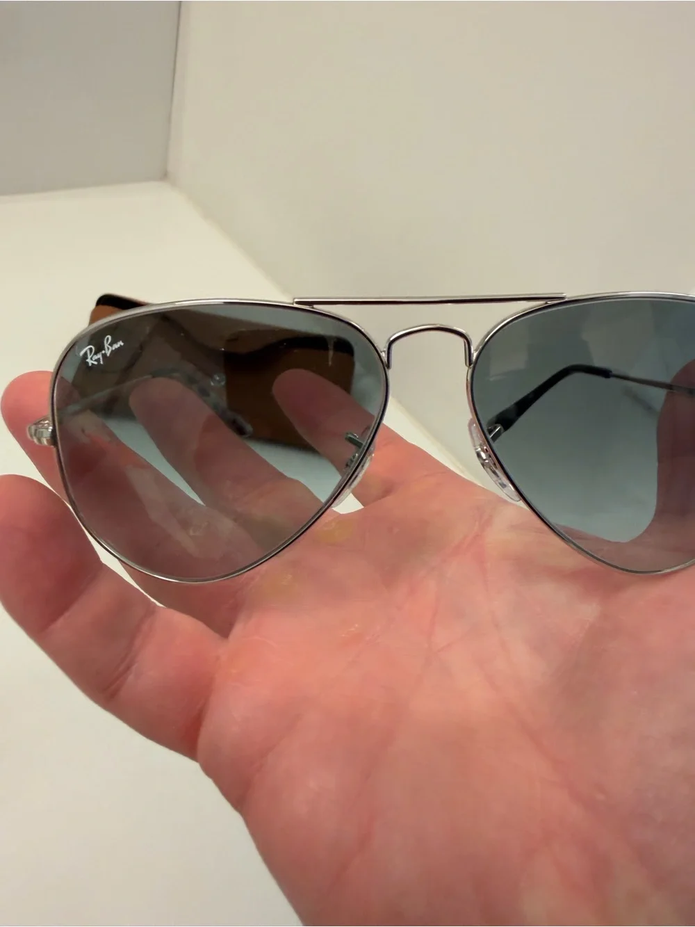 Ray-Ban Women’s Aviator Gradient Sunglasses – Silver / Blue